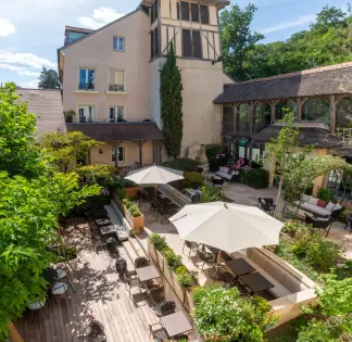 Luxury Hotel for Seminars & Events Between Paris and Versailles