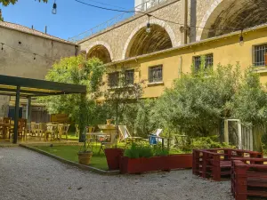 300m² Garden for Events in Marseille | Seminar & Cocktail Venue