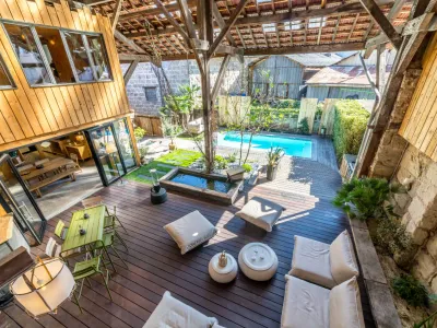 Exceptional loft with terrace, privacy and inspiration in the heart of the city - the ideal space for your business events in Brive