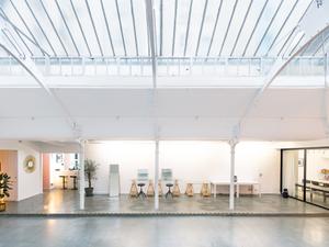 Un Espace Événementiel Unique avec Verrière au Cœur du Marais