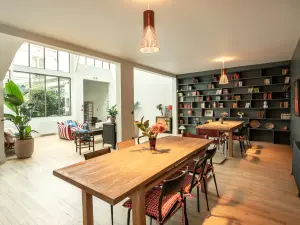 A work & wellness loft in the heart of Paris