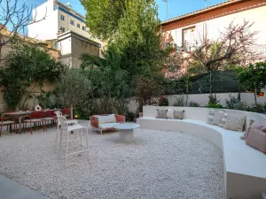 Appartement chic 3 chambres à Cannes – Avec jardin, près du Palais