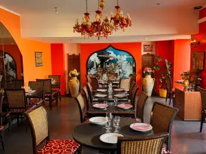 Restaurant indien à louer pour des fêtes / tous les services inclus NICE