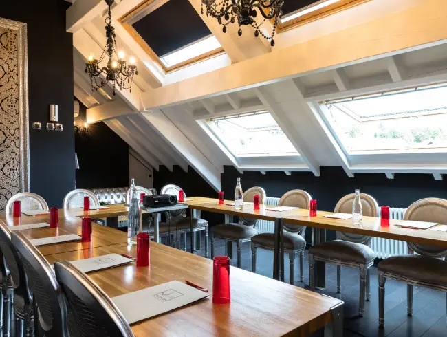 An elegant and intimate meeting room with baroque decor