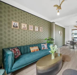 Stylish 3-Bedroom Apartment in Central Cannes Near Palais