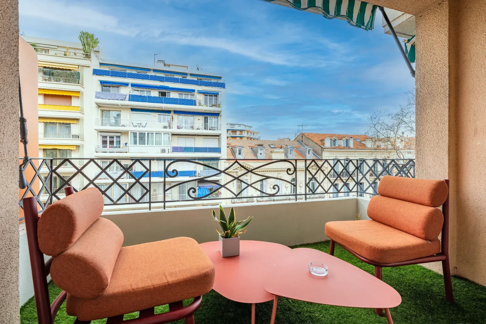 Appartement stylé 3 chambres au centre de Cannes – Près du Palais