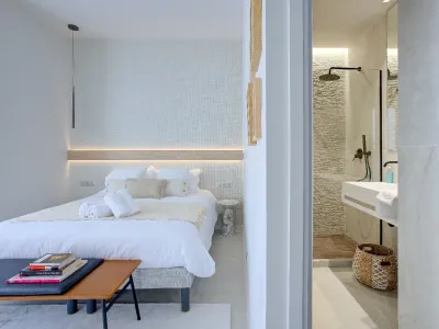 Chic 3-Bedroom Cannes Apartment Close to Palais & Beach