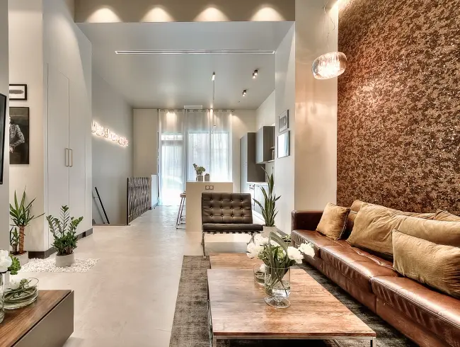 Stylish Music-Inspired Cannes Apartment Near Palais