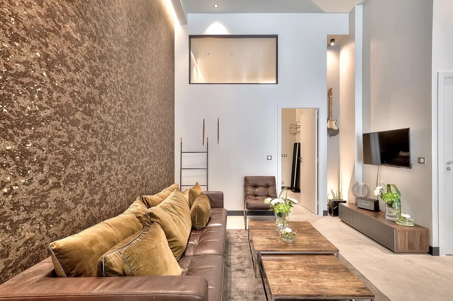 Stylish Music-Inspired Cannes Apartment Near Palais