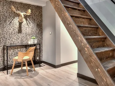 Stylish Music-Inspired Cannes Apartment Near Palais