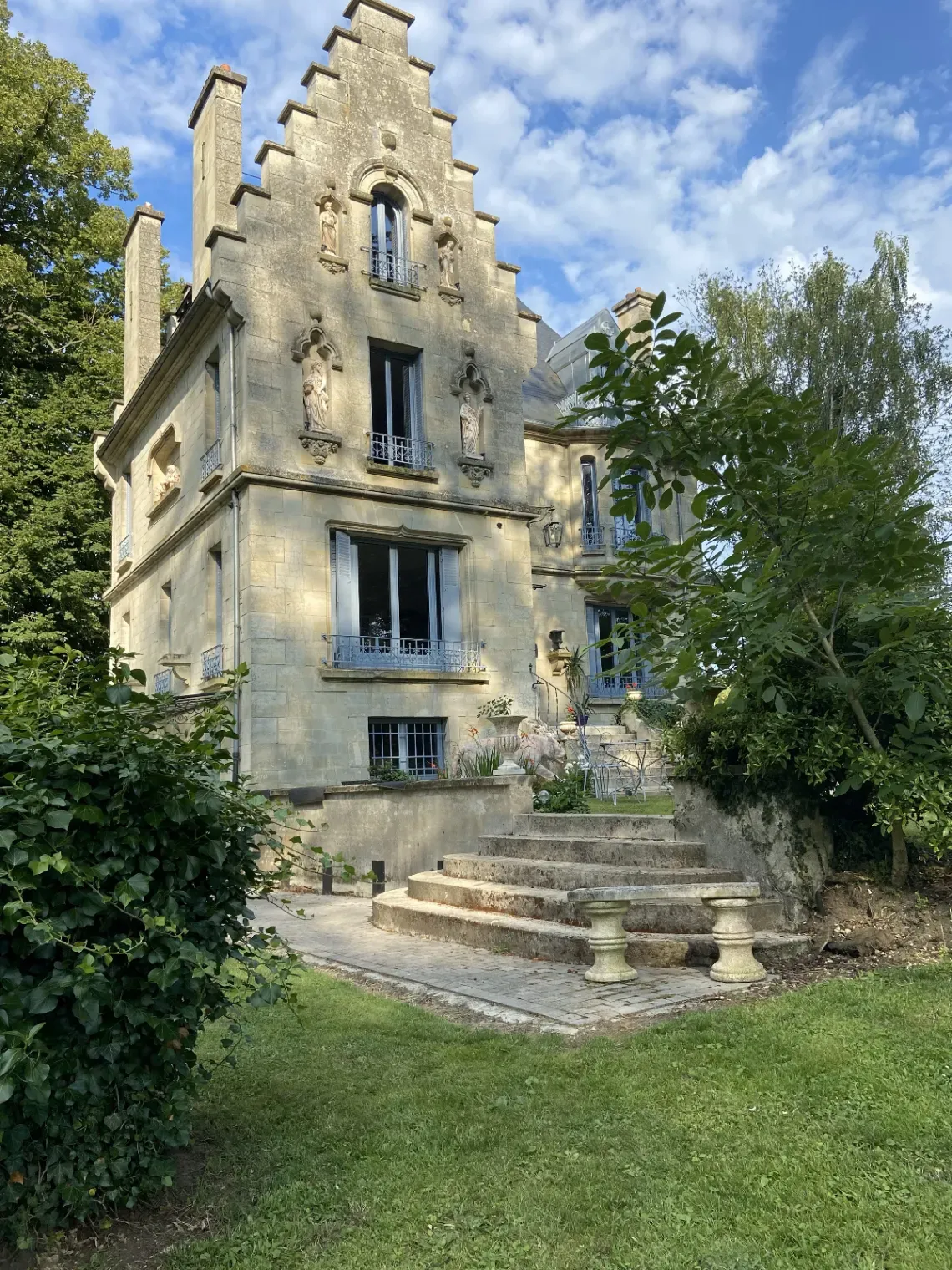 An estate in the heart of nature✨