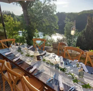 Exclusive Estate with Private Lake for Events in Dirac