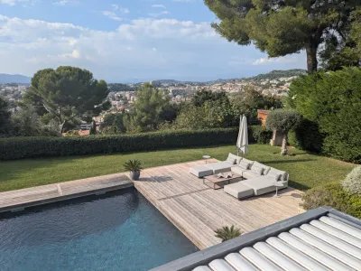 Villa Cannes Californie near town centre