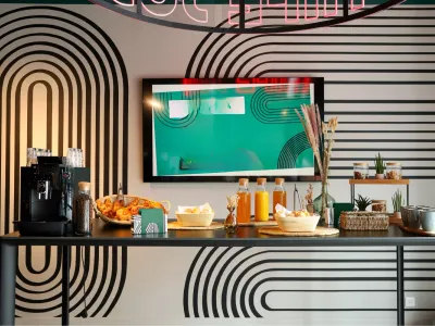 Unique Event Venue in Labège: Seminar Rooms, Rooftop & Recording Studio