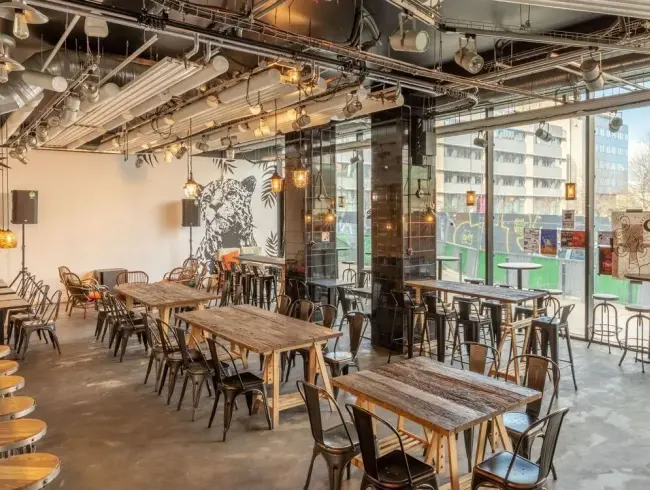 Parisian third-party venue