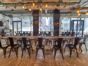 Parisian third-party venue