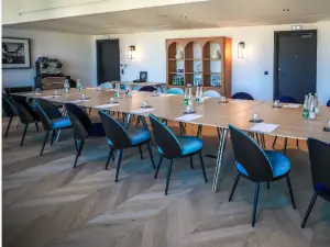 Salle de Conférence Moderne à Nice | Salle d'Événements d'Hôtel