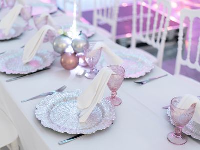 Reception room for a chic, polished ambience