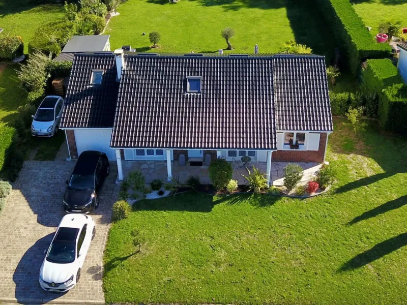 American-style house with forest views