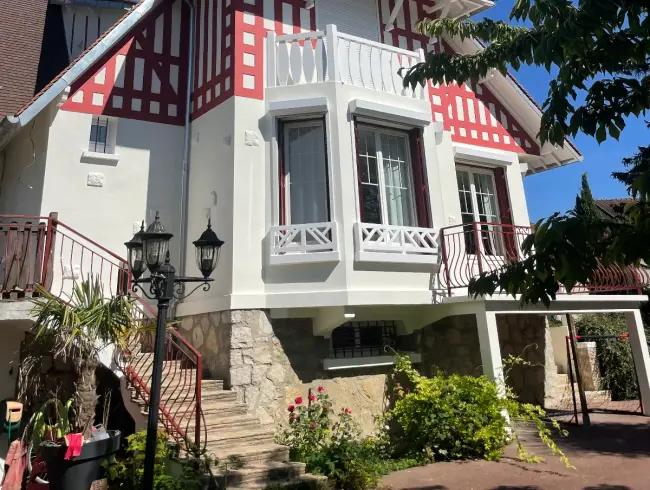Event House with Garden in Gournay-sur-Marne