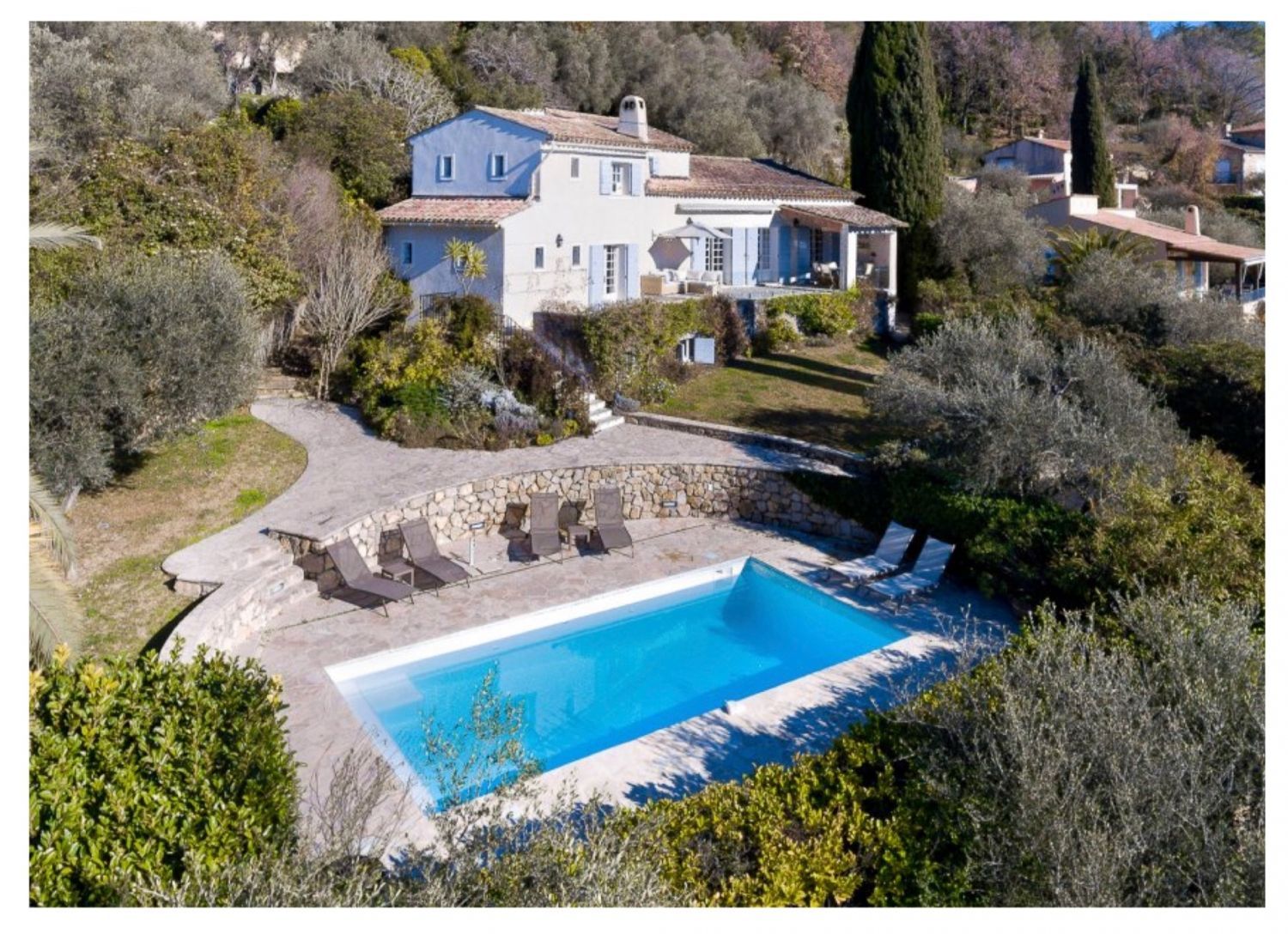 Mas provençal rénové avec vue sur la mer et piscine près de Cannes