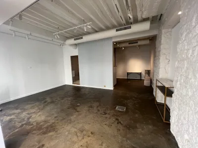 Pop Up Store / Gallery - Paris Le Marais