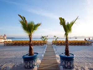 Plage privée sur la Croisette à Cannes