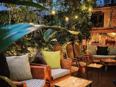 Chic Garden Venue in Cannes for Intimate Events & Dinners