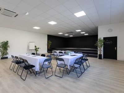 Space rental for professionals in Saint Vallier de Thiey
