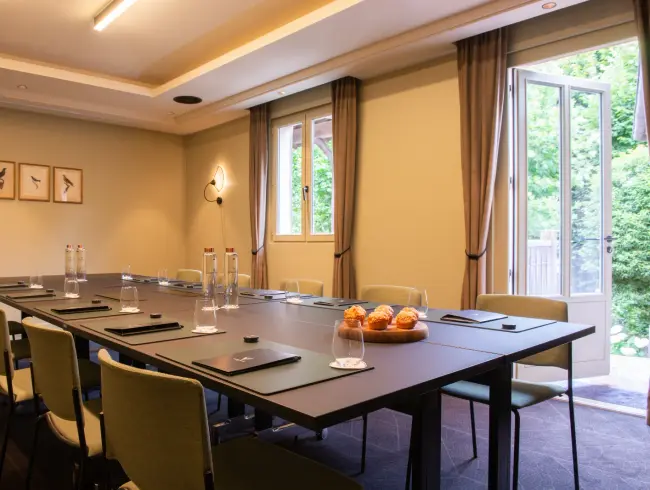 Intimate meeting room 35 m² room