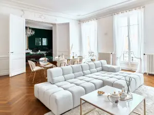 Appartement haussmannien d'exception / luxe