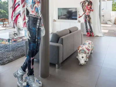 Superve artist's villa with view & infinity pool