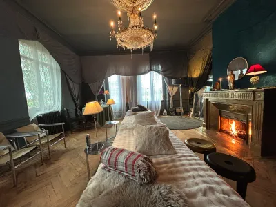 Amazing Château near Bordeaux