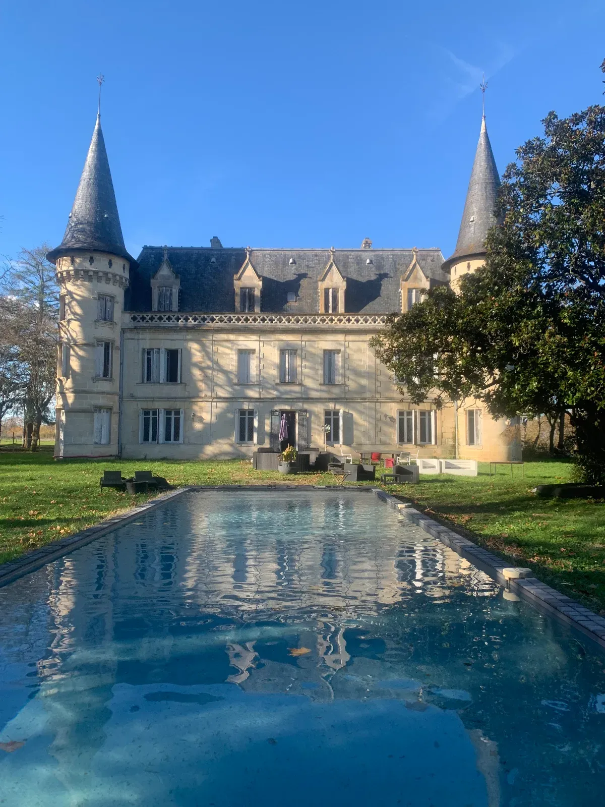 Amazing Château near Bordeaux