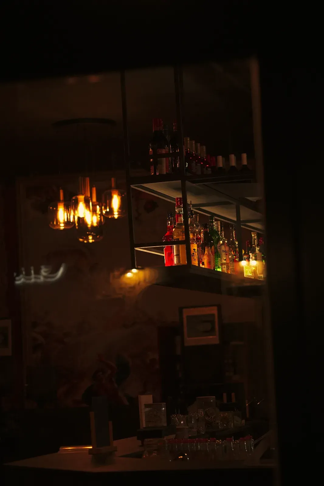 Vintage cocktail bar