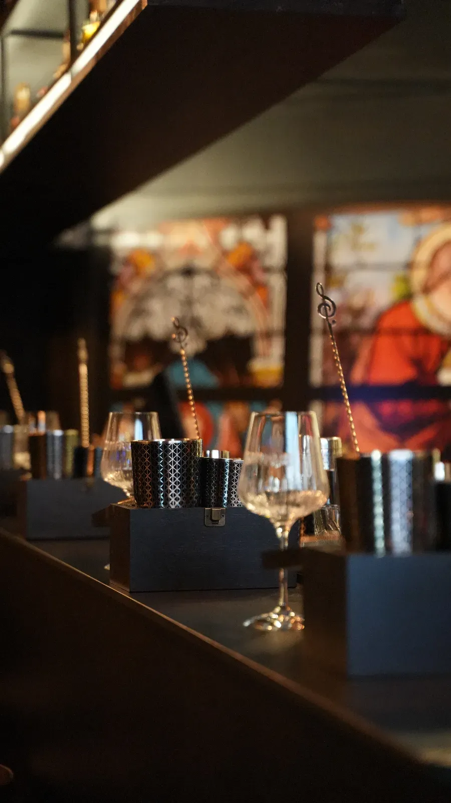 Vintage cocktail bar