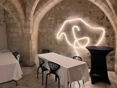 12th century vaulted cellar in the heart of Tours