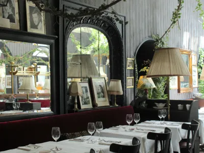 A gourmet legend on the banks of the Seine