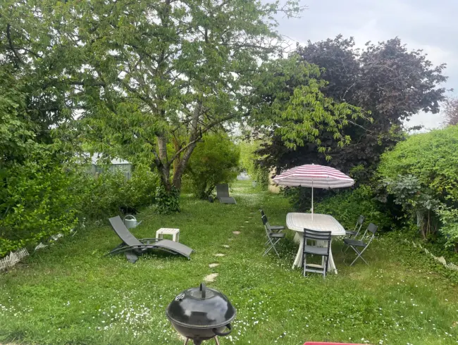 Rent a garden of 1000 m² in Linas (91310) - available 7/7