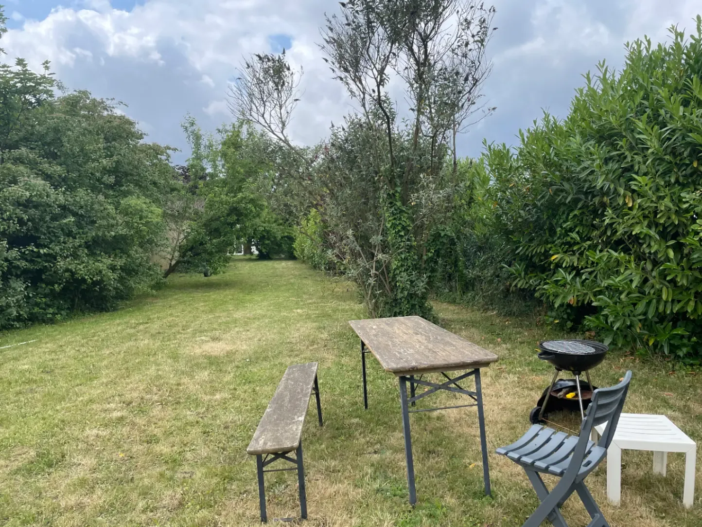  Rent a garden of 1000 m² in Linas (91310) - available 7/7