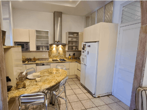 Spacious 3-Bedroom Cannes Apartment with Terrace Near Market