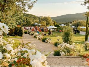 Provençal Hamlet In Parc Du Luberon