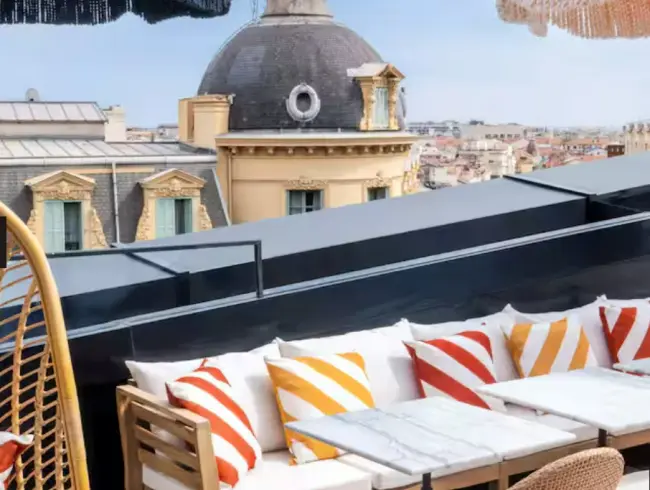 Un lieu magnifique sur le toit de Nice - parfait pour des événements jusqu'à 110 personnes