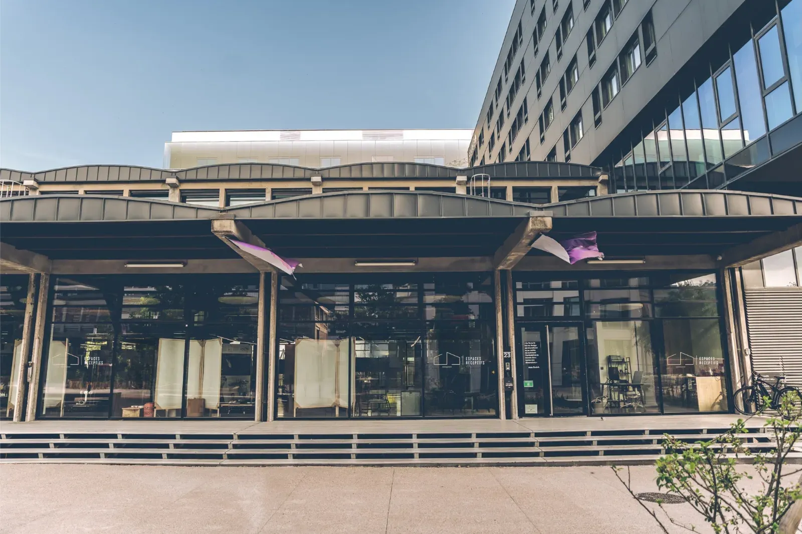 700 m² of modular space for seminars, conferences and workshops