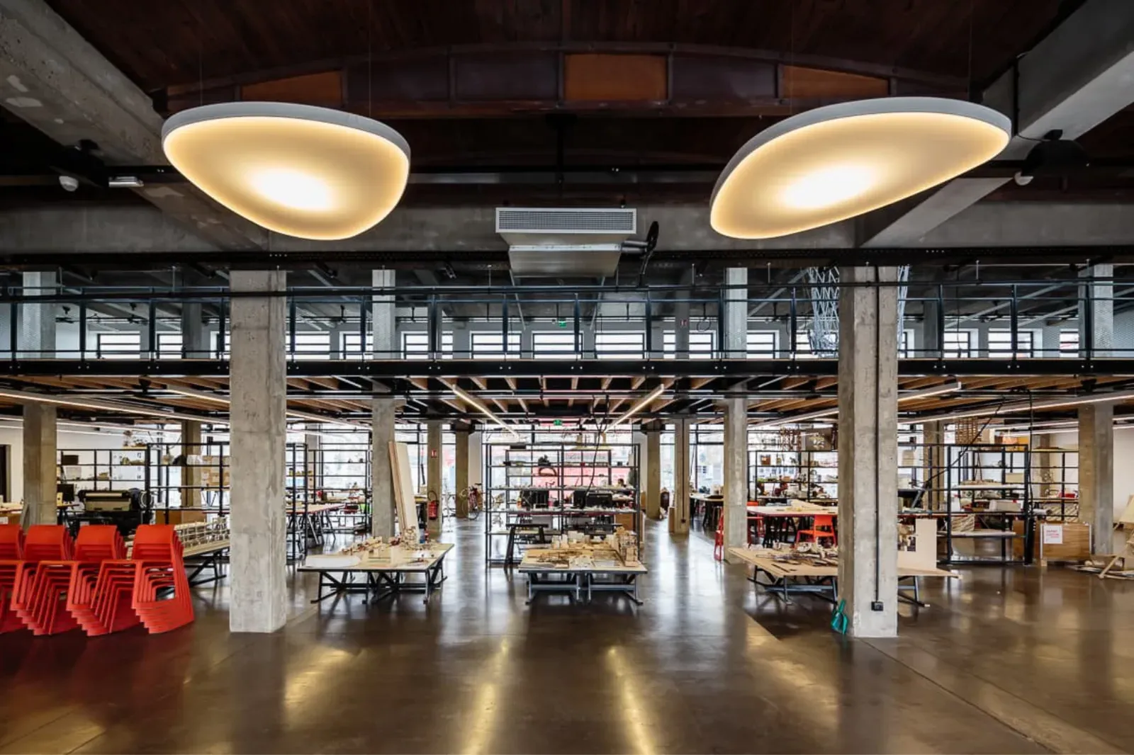 700 m² of modular space for seminars, conferences and workshops