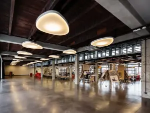 700 m² of modular space for seminars, conferences and workshops