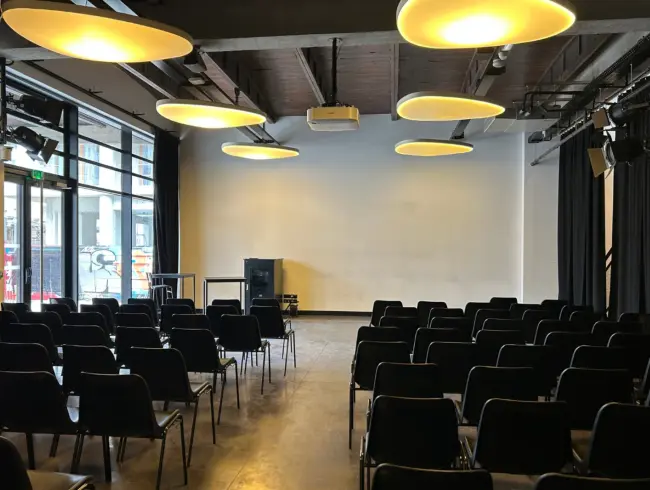 Seminar room of 700 m²