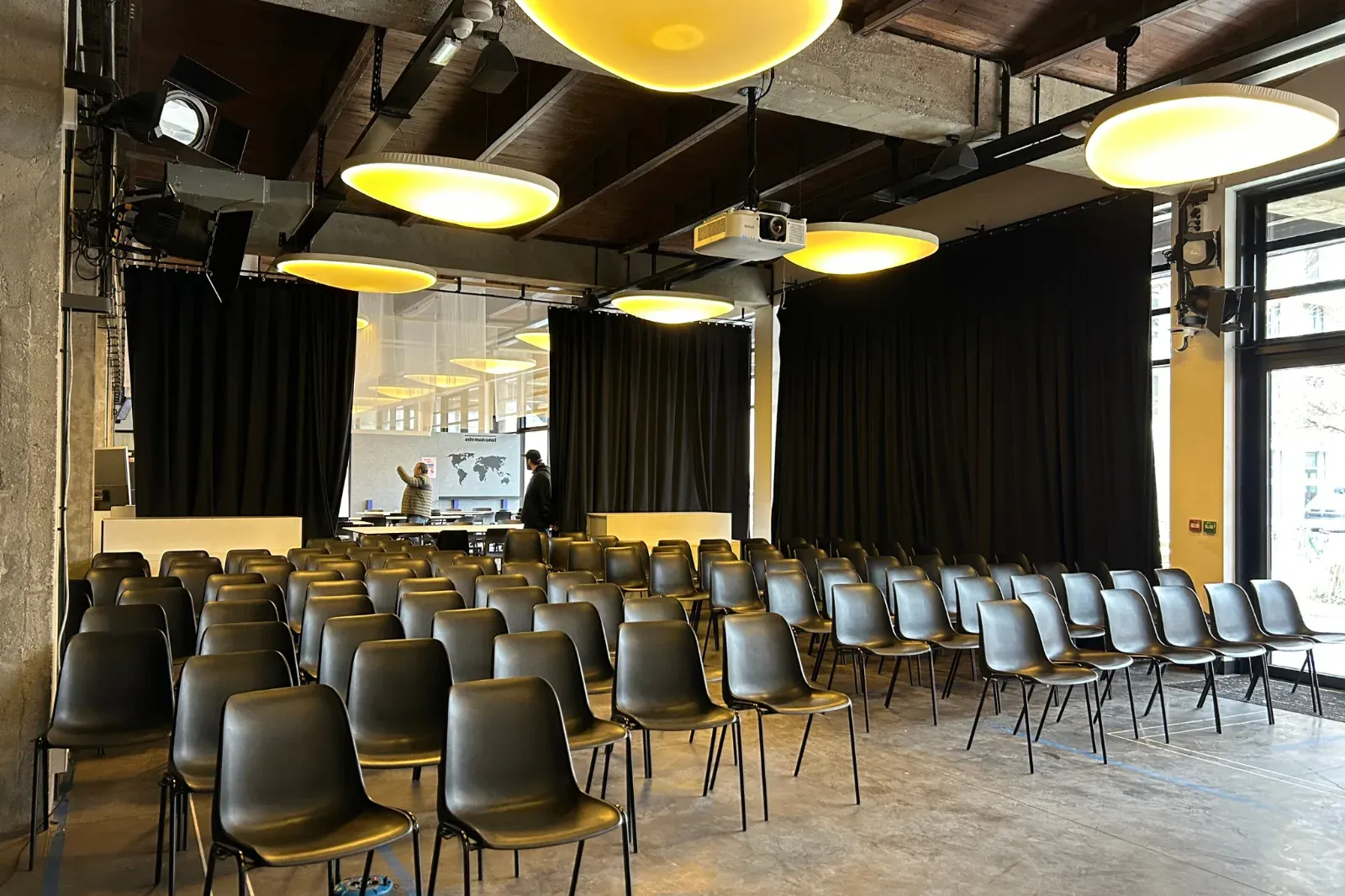 Seminar room of 700 m²