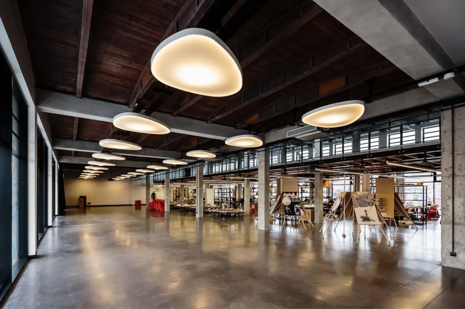 Seminar room of 700 m²