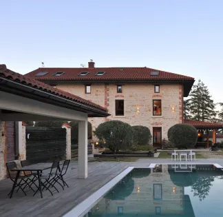 Exceptional villa in the heart of the Beaujolais region